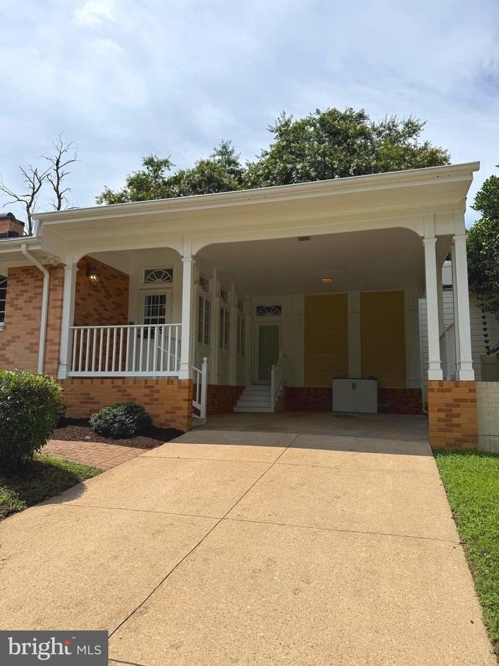 1614 Littlepage St - Photo 3 of 20