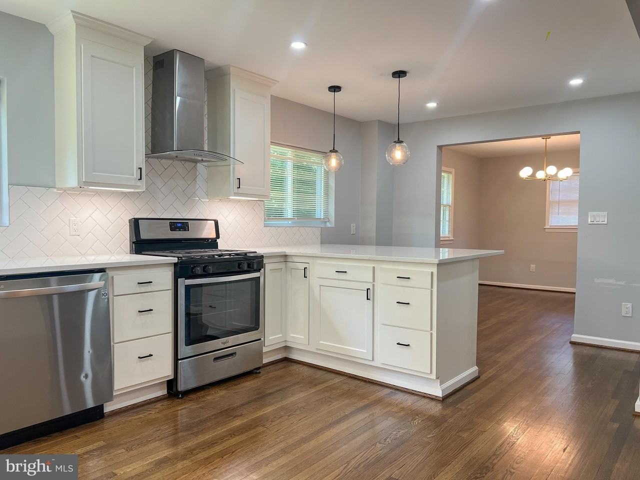 405 Wolftrap Rd Se - Photo 3 of 20