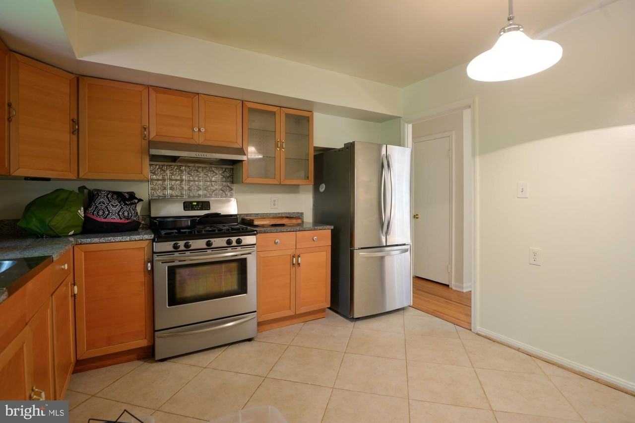 3409 Beverly Dr - Photo 3 of 48