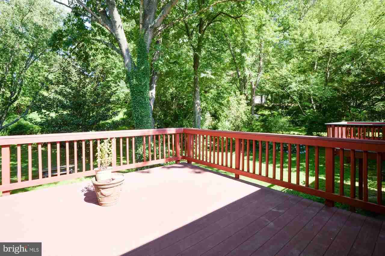 3409 Beverly Dr - Photo 6 of 48
