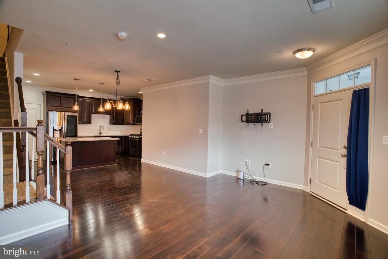 23542 Buckland Farm Ter - Photo 4 of 23