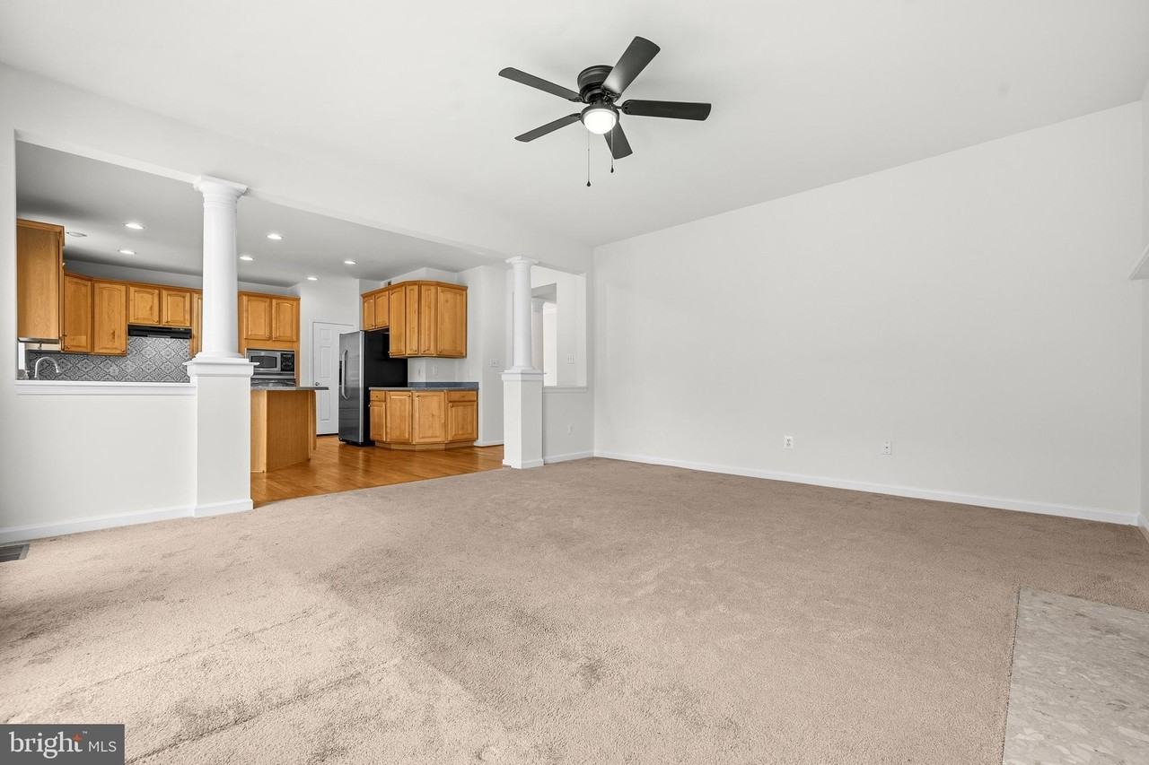 5407 Silver Maple Ln - Photo 6 of 50