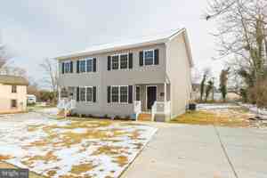 featured image of 438 Hill St