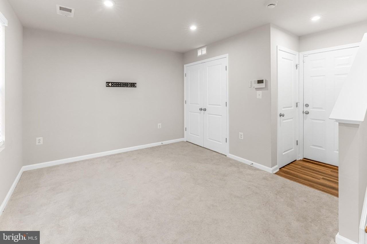 62 Coolidge Ave - Photo 5 of 29