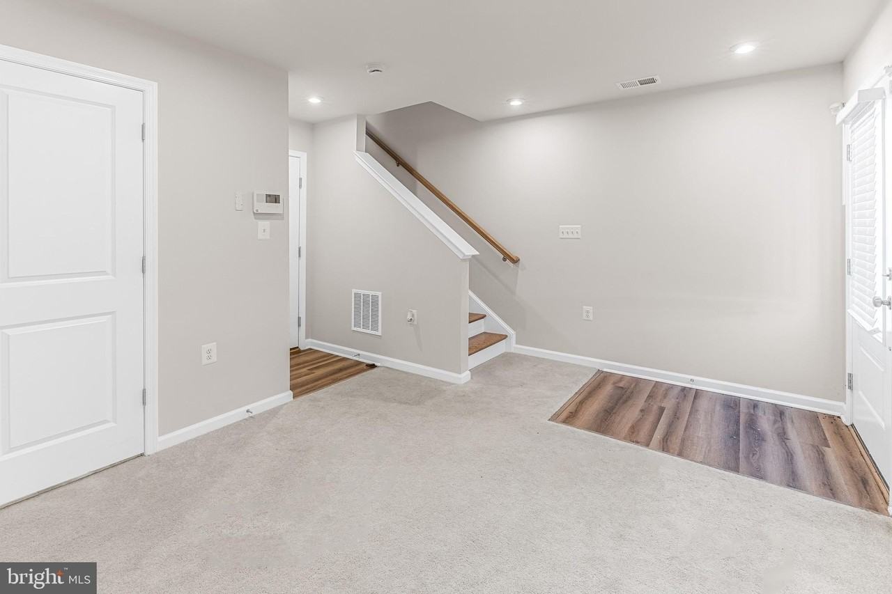 62 Coolidge Ave - Photo 6 of 29