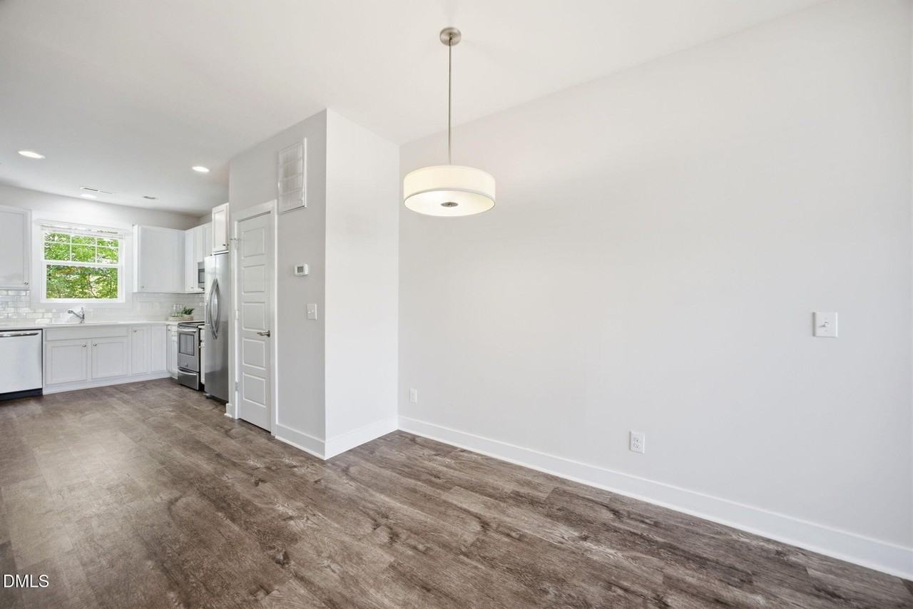 2800 Bedford Green Dr #106 - Photo 6 of 35