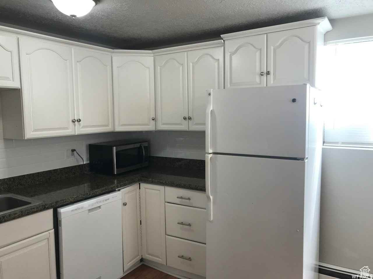 649 Swenson Ave #2 - Photo 7 of 21