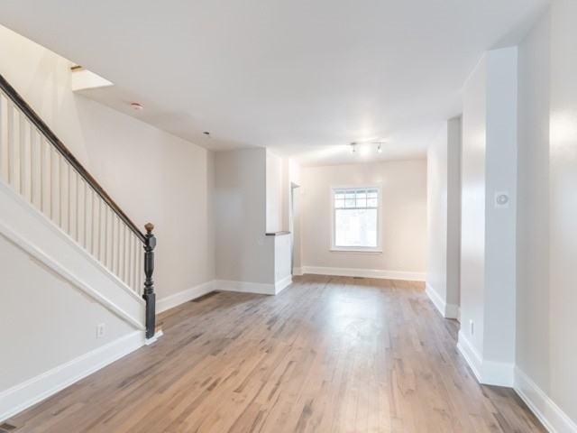 82 Barton Avenue - Photo 5 of 20
