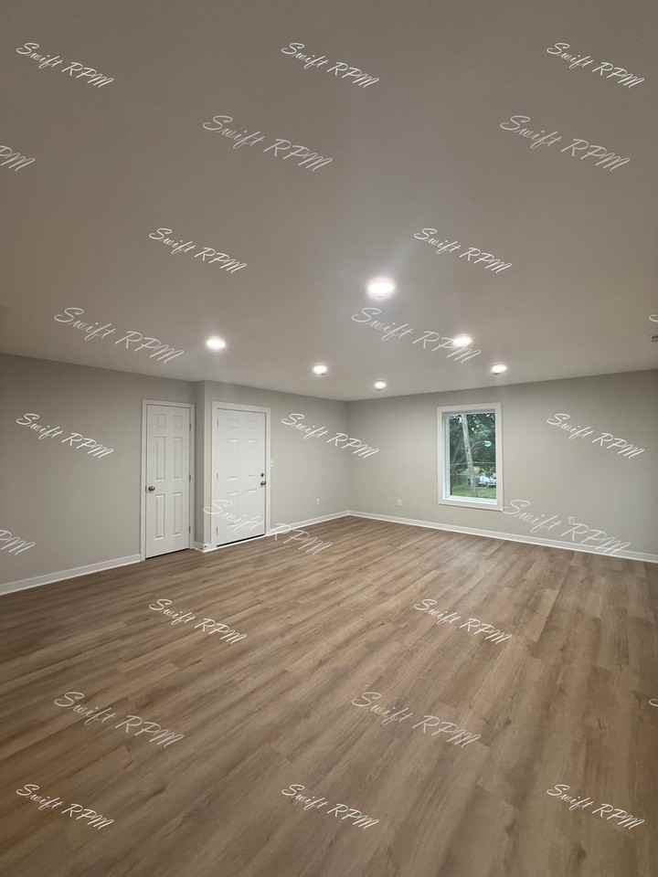 1036 Oakland Ave #1 - Photo 4 of 23