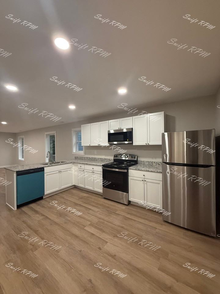 1036 Oakland Ave #1 - Photo 6 of 23