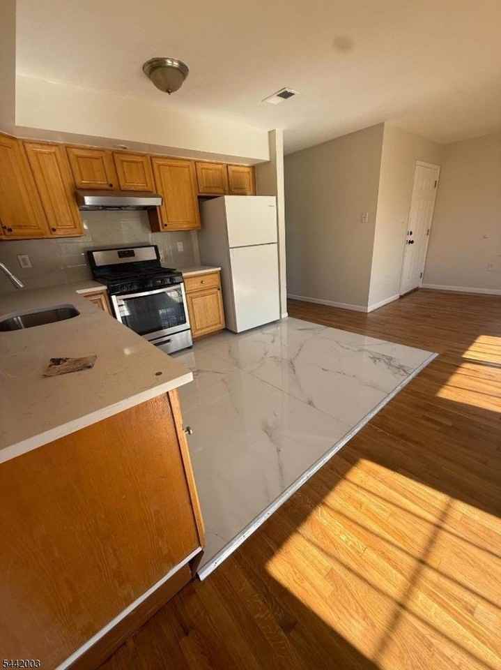 335 Broadway - Photo 3 of 14