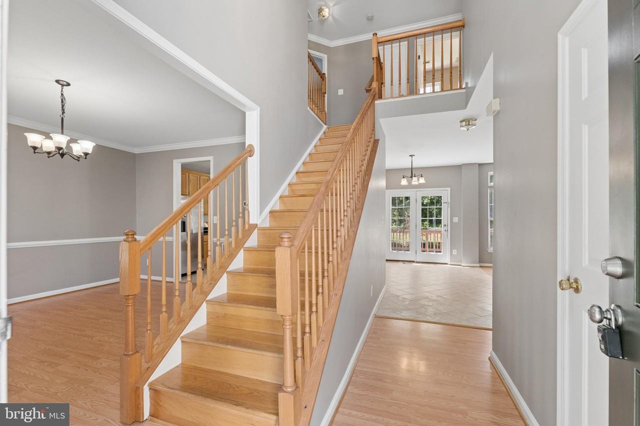 15121 Toccoa Ct - Photo 2 of 50