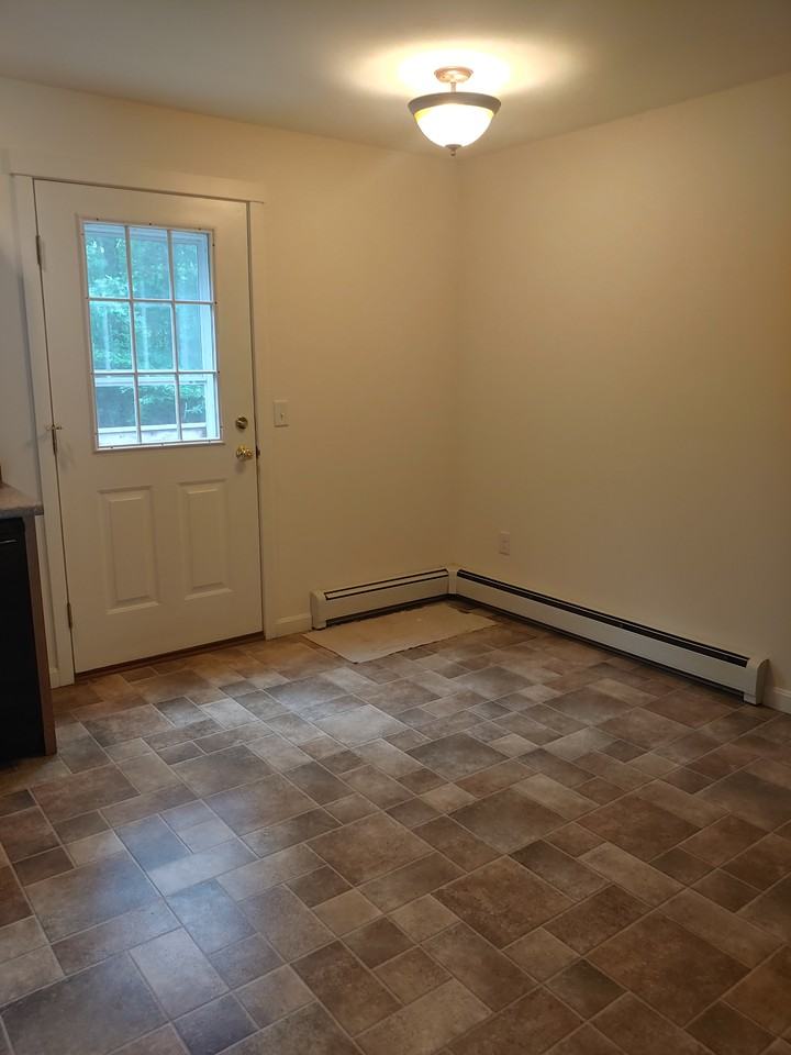 3 Stonewall Ln - Photo 4 of 18