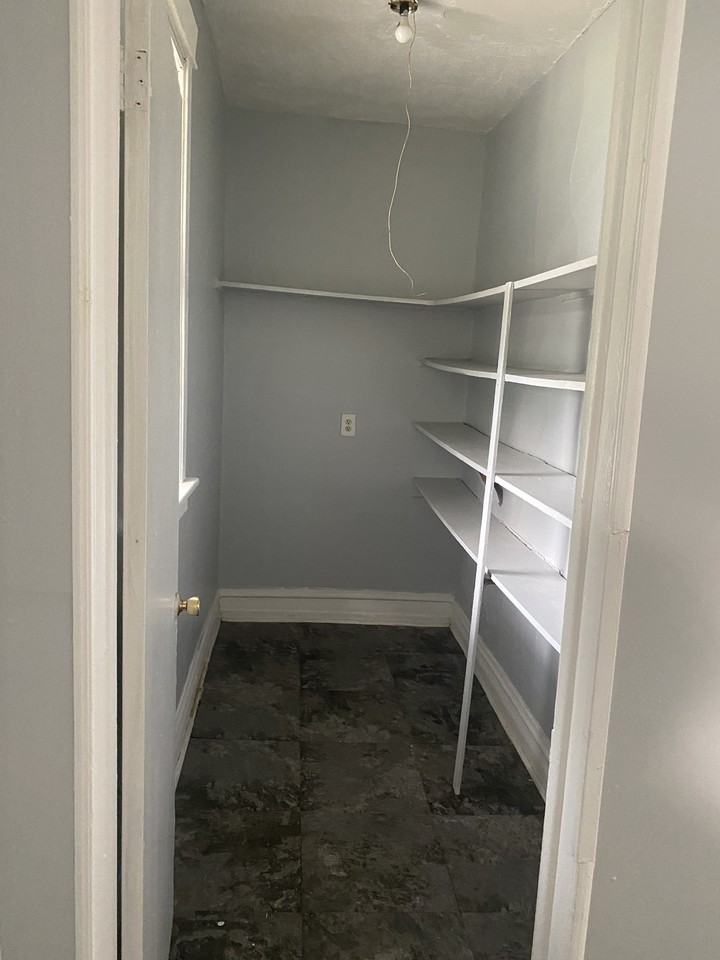 2704 E 77th St Unit 2 - Photo 5 of 9