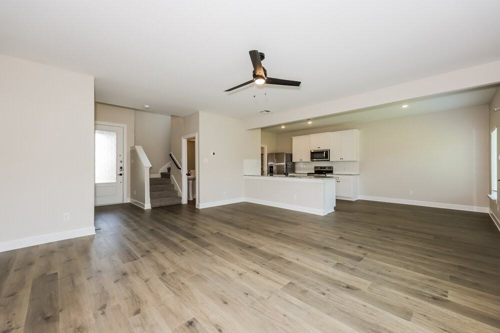 309 Magnolia Blvd - Photo 4 of 17