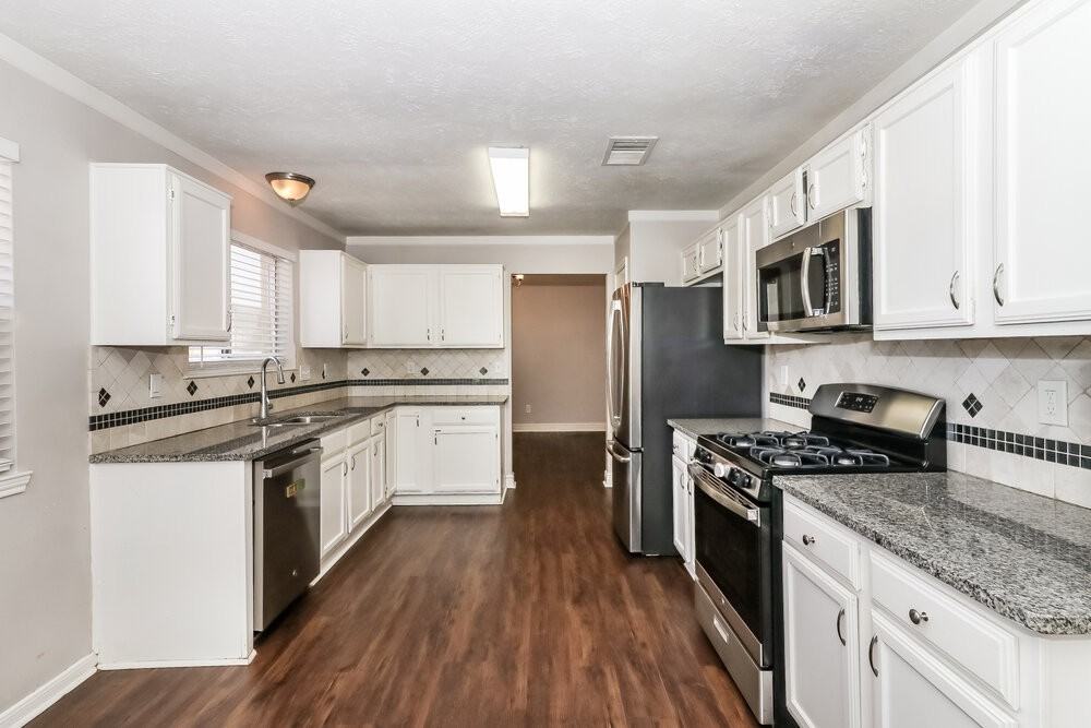 19411 Winding Branch Dr - Photo 6 of 14