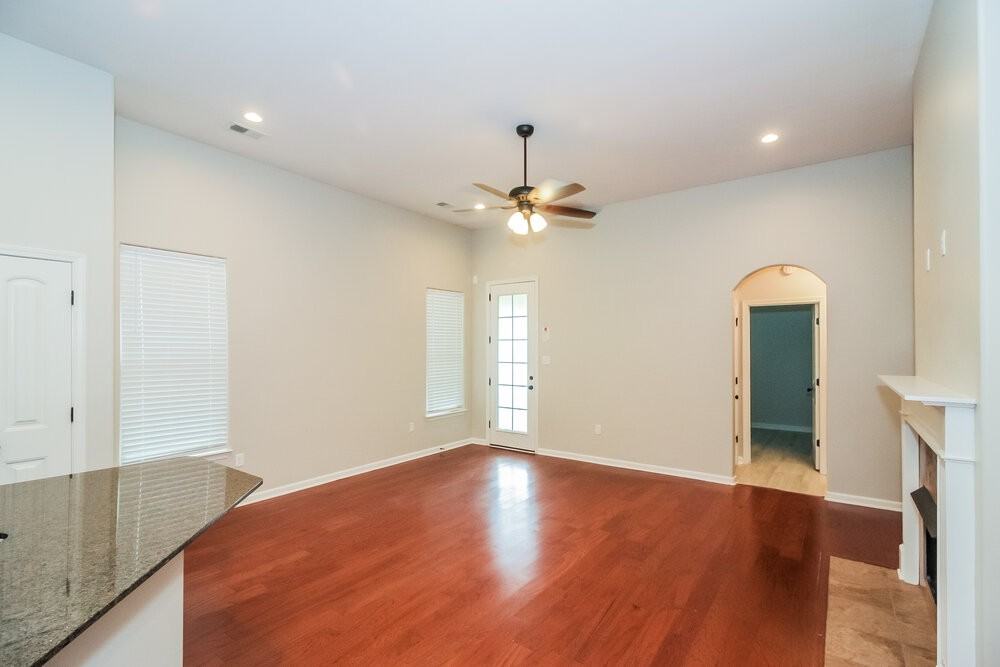 140 Hidden Meadows Ln - Photo 3 of 16