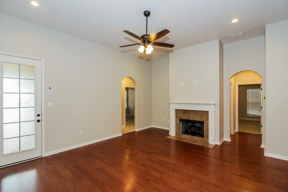 140 Hidden Meadows Ln - Photo 5 of 16
