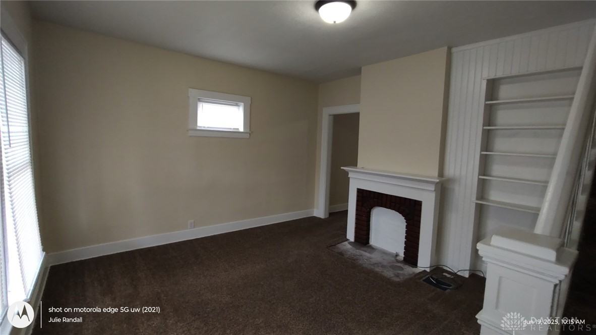 1131 W High St - Photo 2 of 14