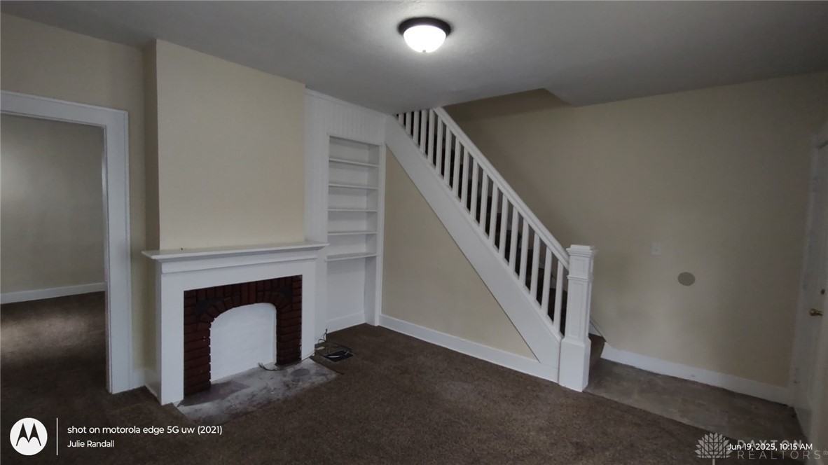 1131 W High St - Photo 3 of 14