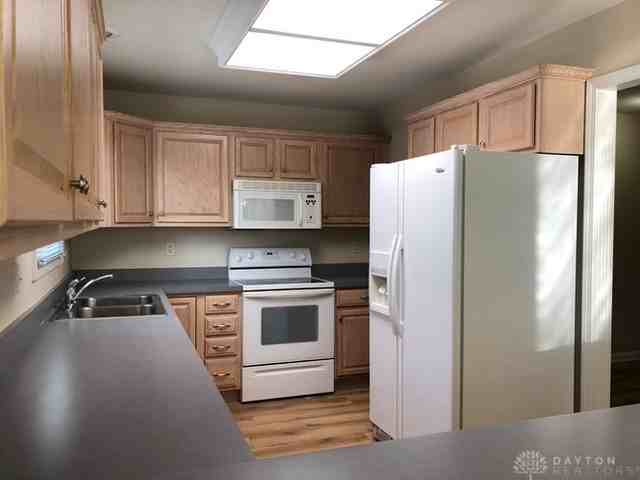 31 Knollview Ct - Photo 4 of 33