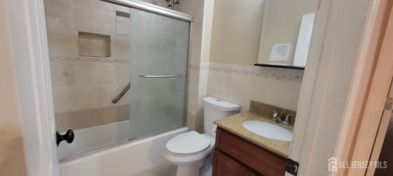 24 Cotoneaster Ct - Photo 7 of 18