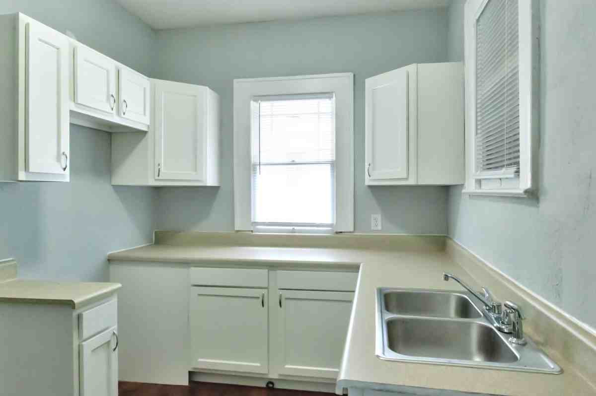 29 W 21st St #1 - Photo 3 of 11