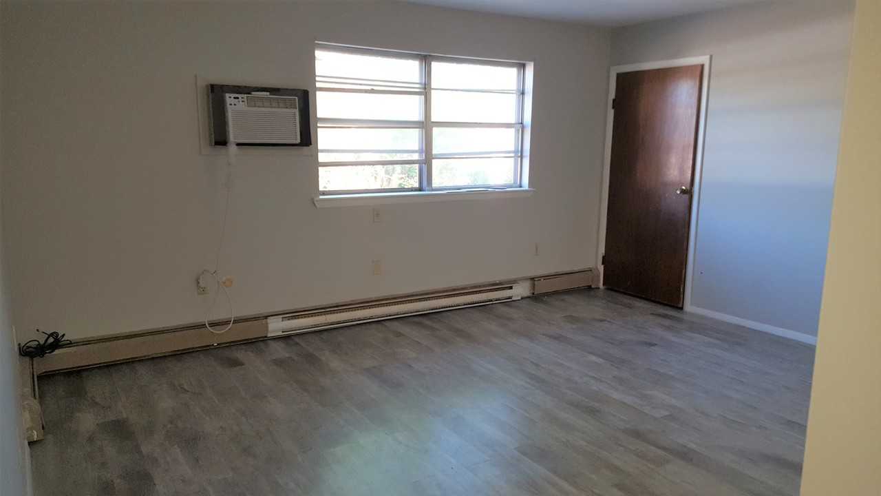 718 Broadway - 1B #1B - Photo 2 of 9