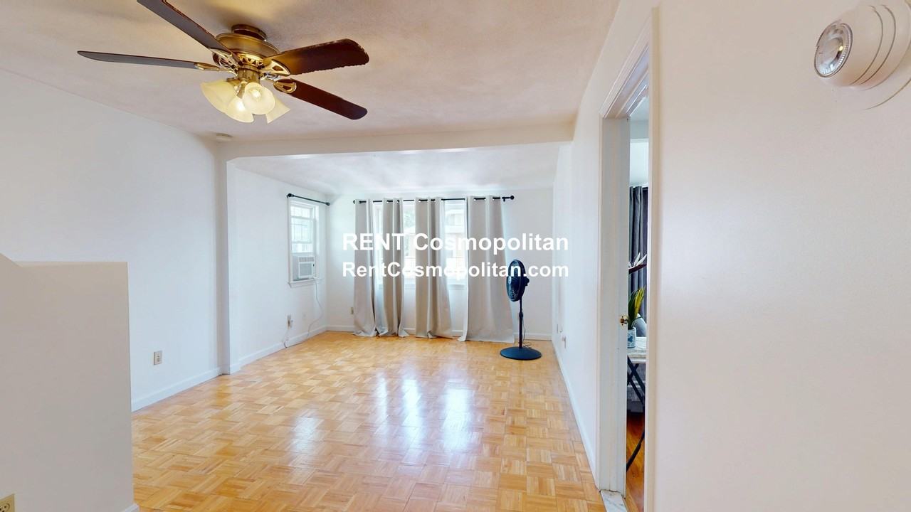 54 Linwood St #2 - Photo 4 of 13
