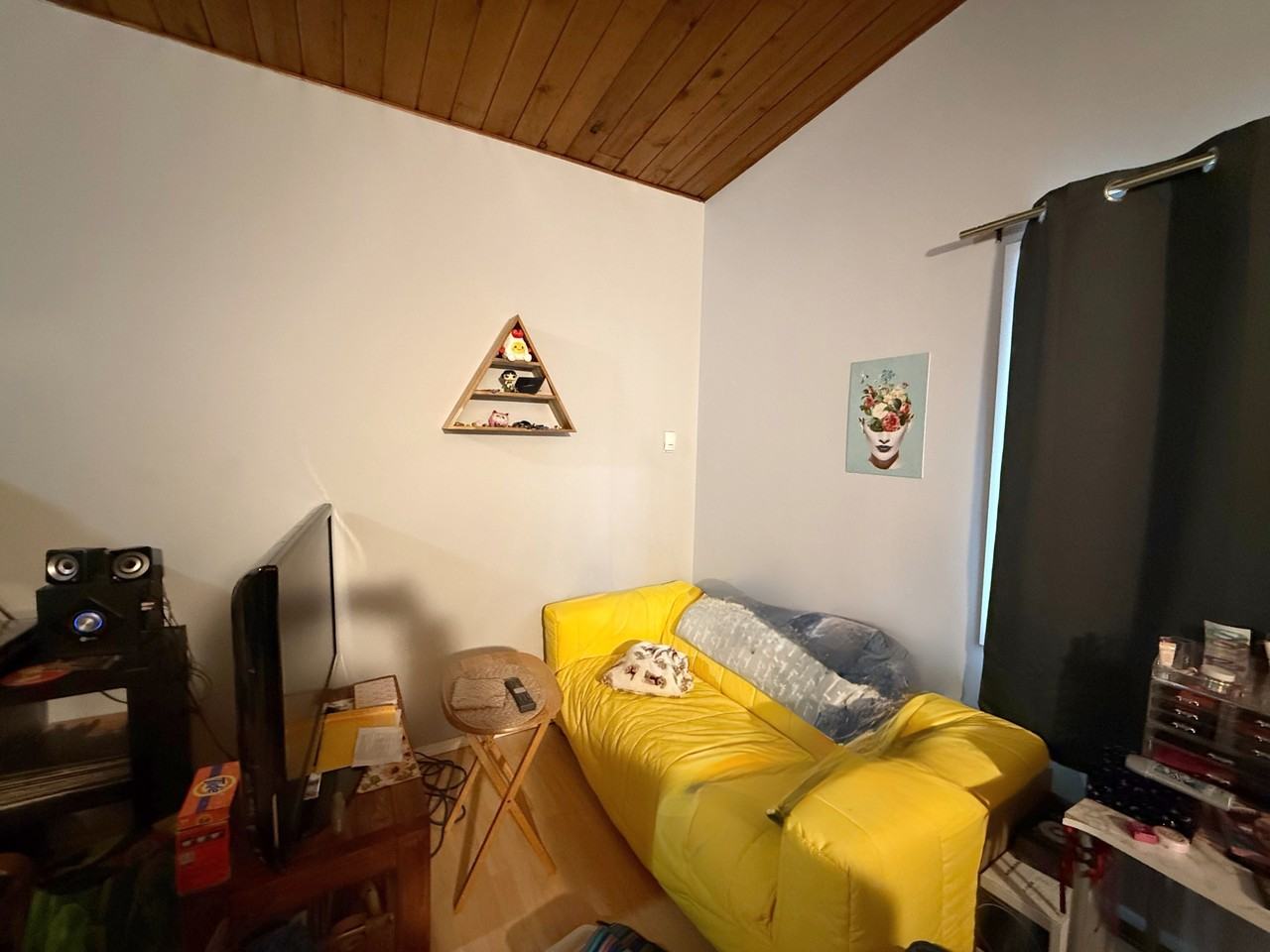 4 - Photo 6 of 13