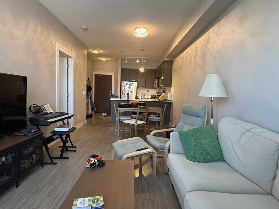 1188 Johnson St - Photo 5 of 24