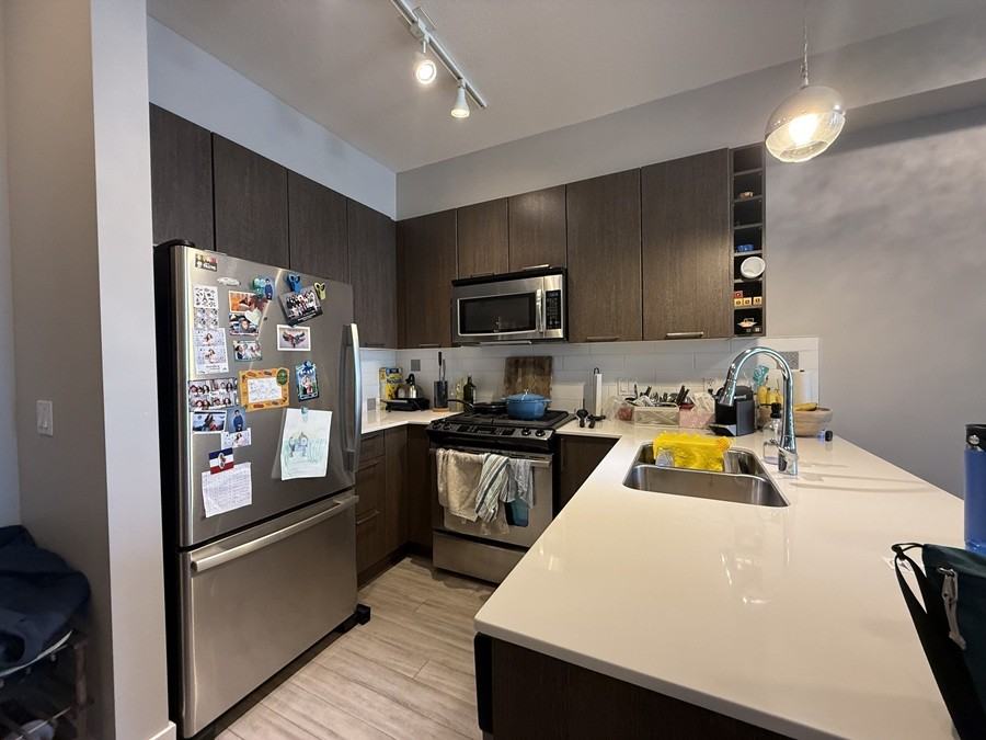 1188 Johnson St - Photo 6 of 24