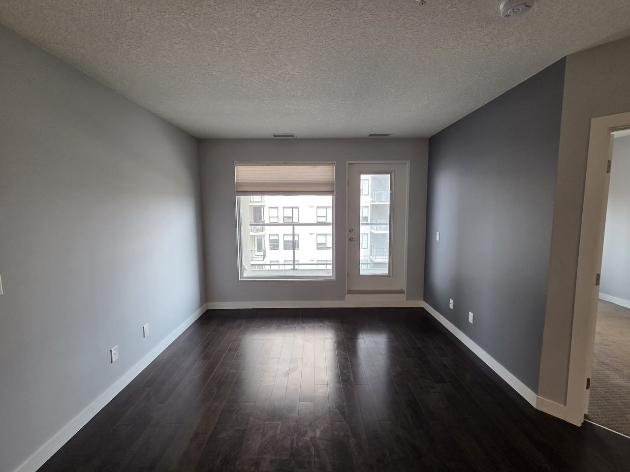 511 5151 Windermere Blvd - Photo 3 of 15