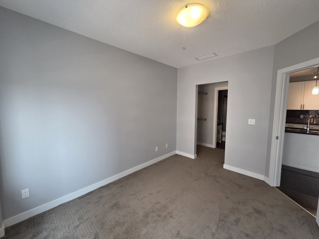 511 5151 Windermere Blvd - Photo 6 of 15