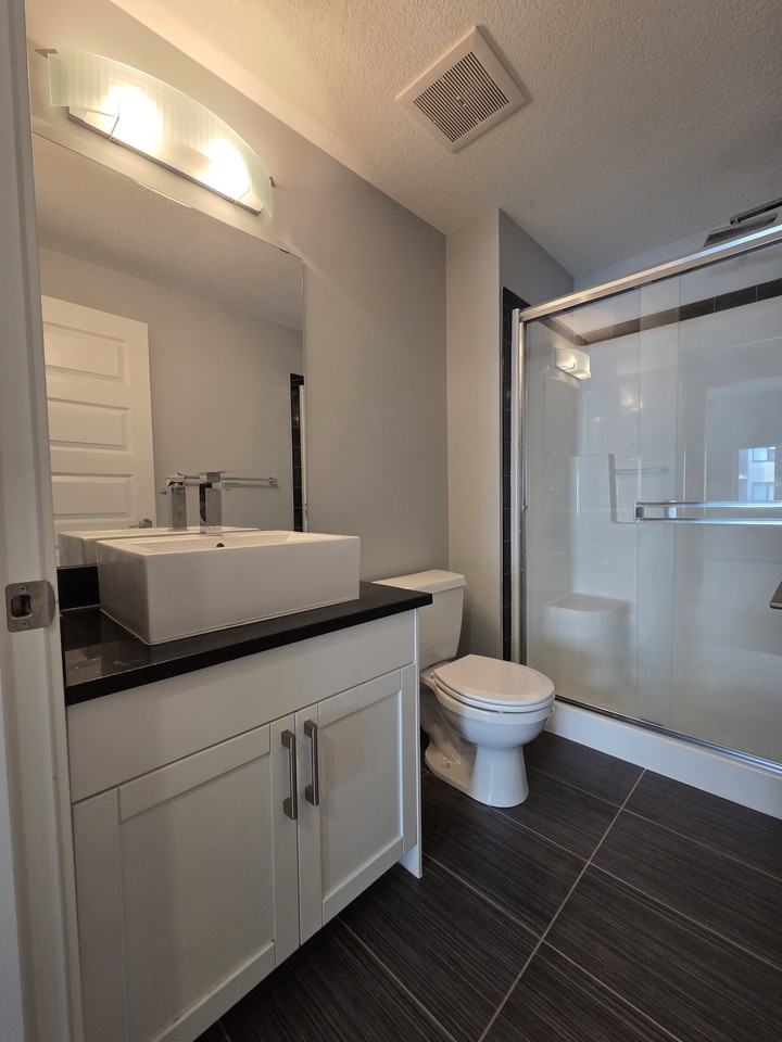 511 5151 Windermere Blvd - Photo 7 of 15