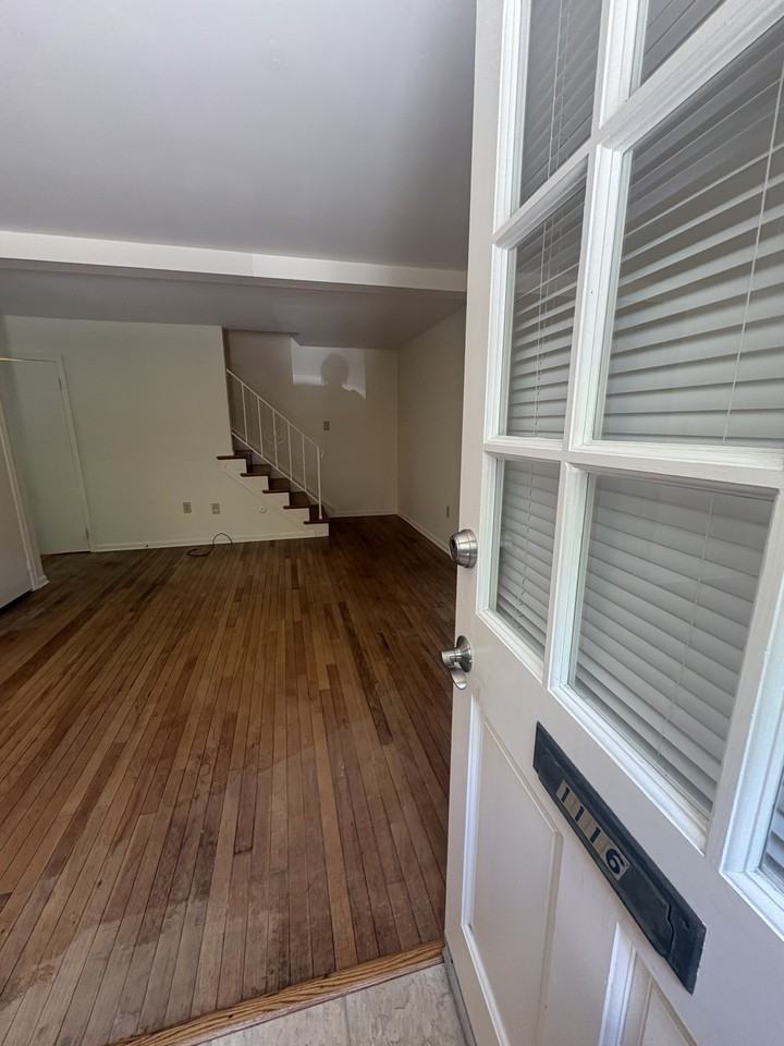 1116 Wayne Ave #1116 - Photo 2 of 19
