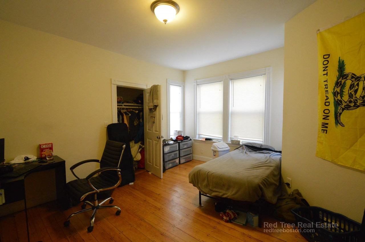 30 Circuit St #1 - Photo 7 of 11