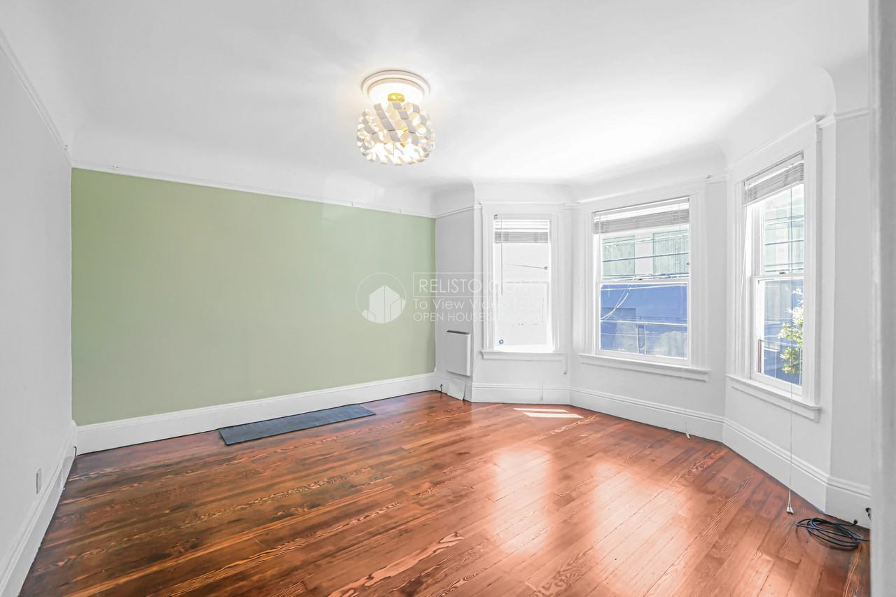 1353 Minna St - Photo 4 of 13