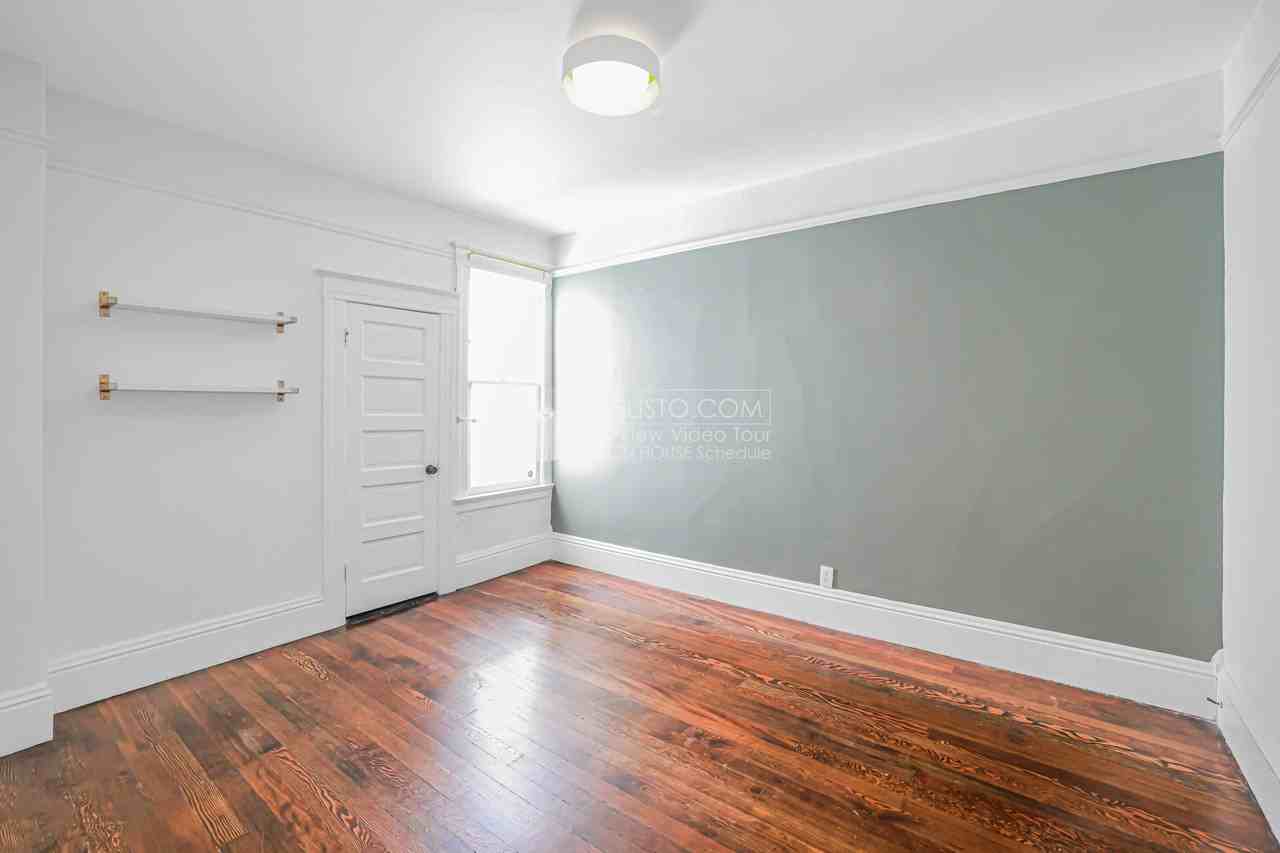 1353 Minna St - Photo 6 of 13