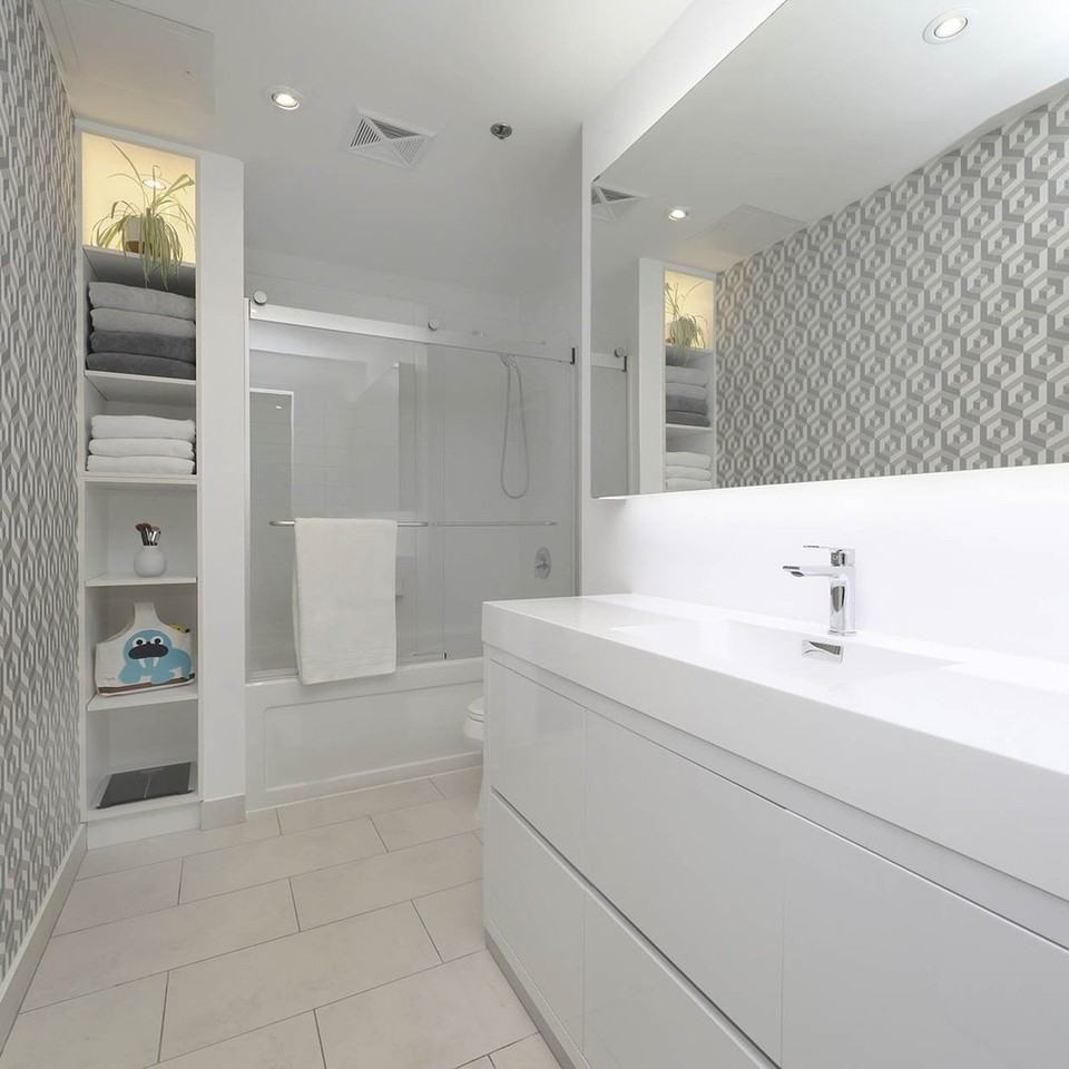 43 Hanna Ave - Photo 4 of 7