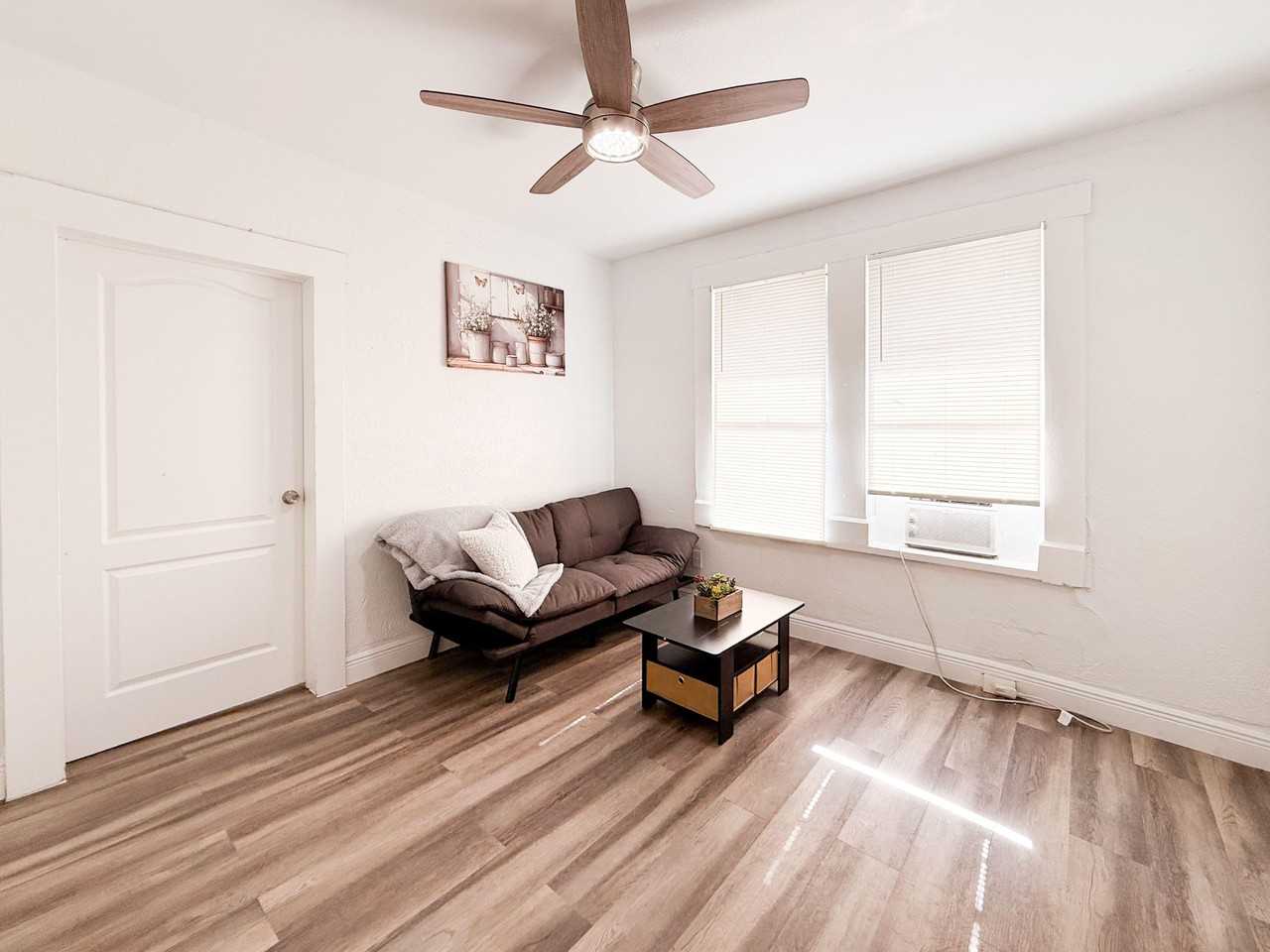 E Kentucky Ave - Photo 2 of 10