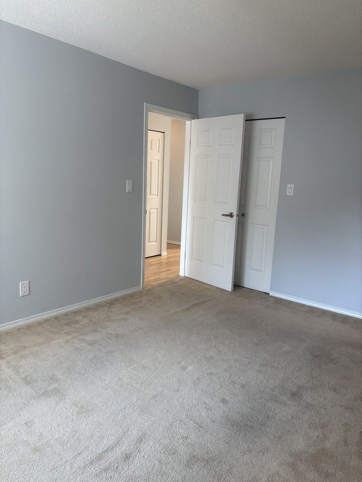 2425 Church Street #307 - Photo 6 of 24