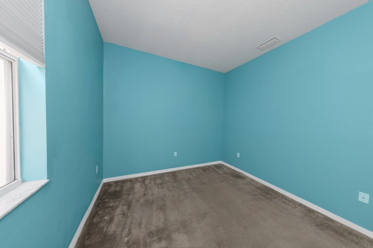12107 Fern Haven Ave #1 - Photo 5 of 46