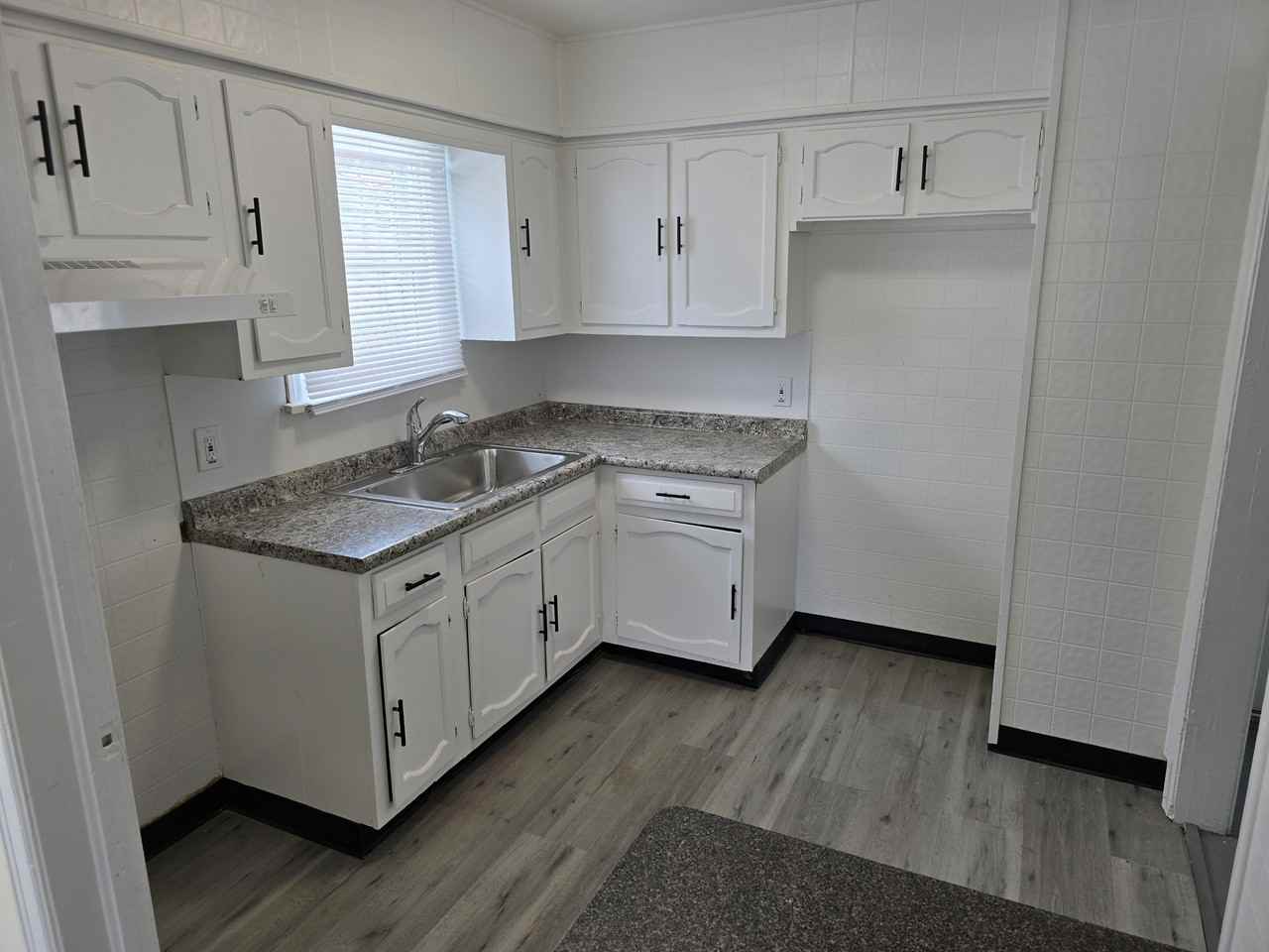 16404 Lotus Dr #1 - Photo 2 of 13