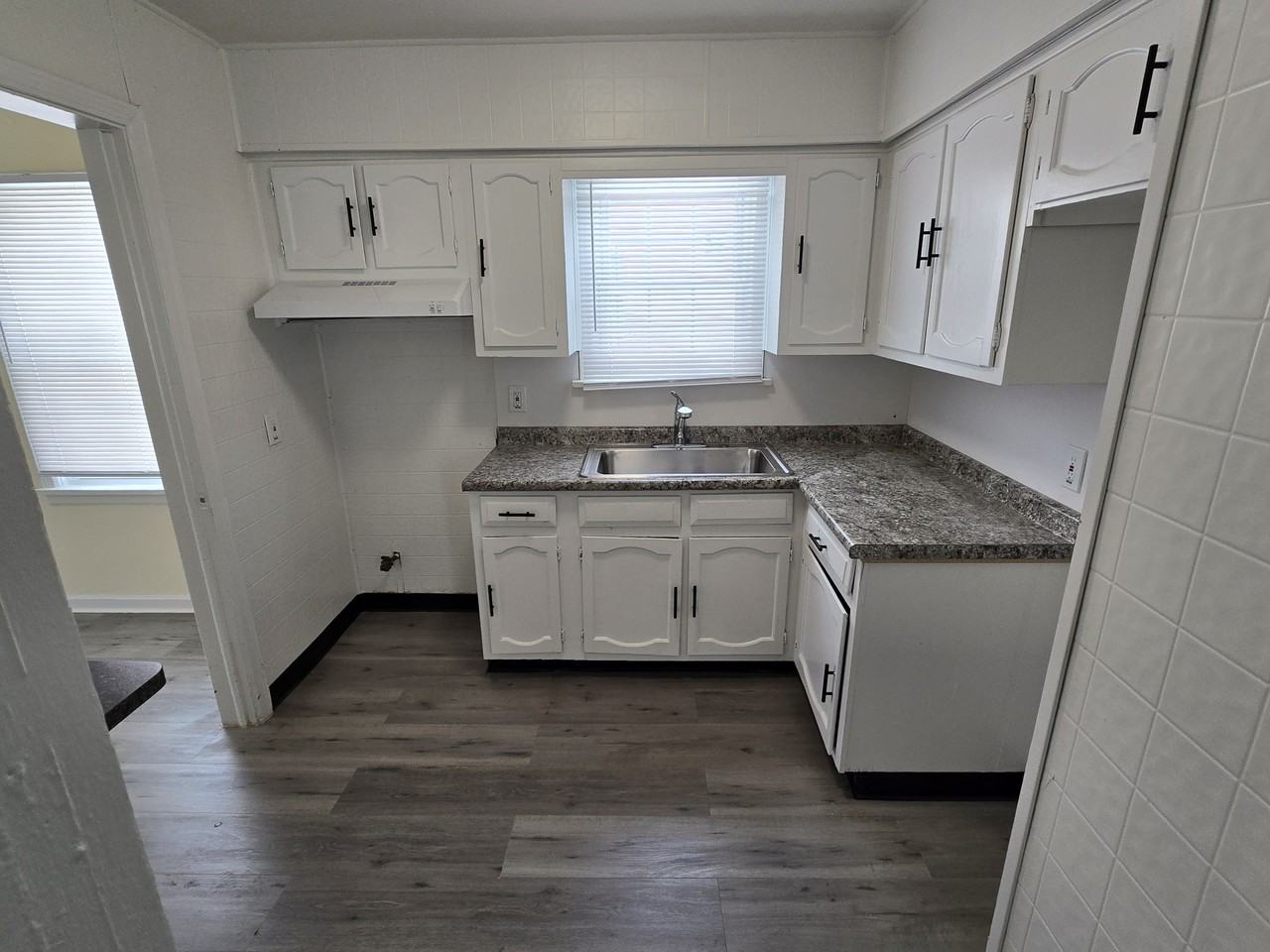 16404 Lotus Dr #1 - Photo 3 of 13