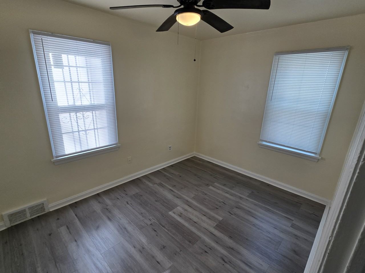 16404 Lotus Dr #1 - Photo 6 of 13