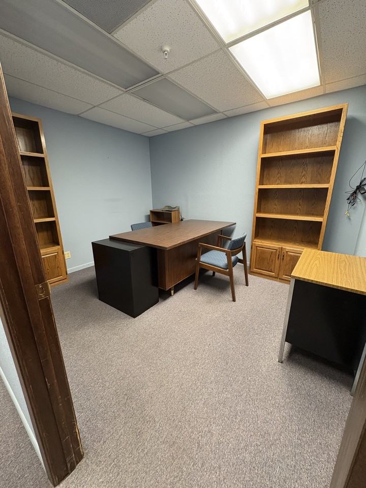 216 W Central Ave #1 - Photo 4 of 8