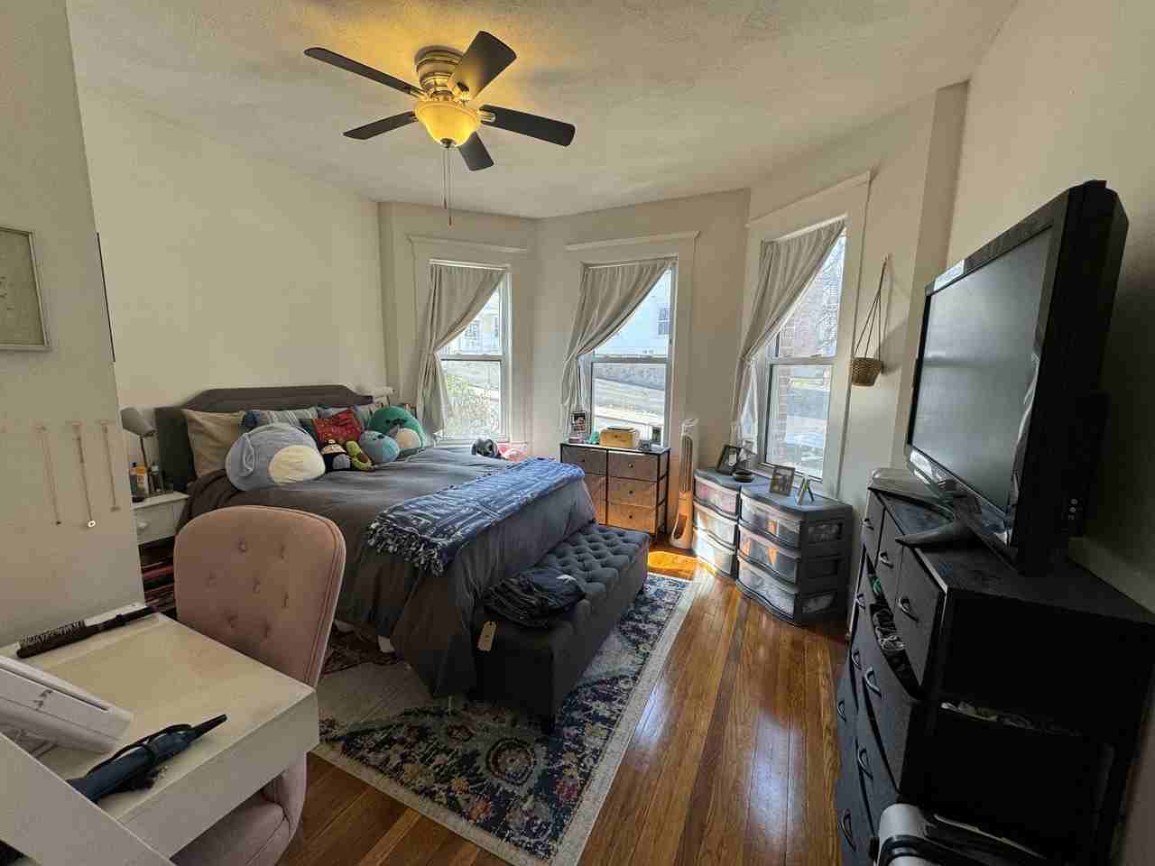15 Scottfield Rd #10 - Photo 5 of 12