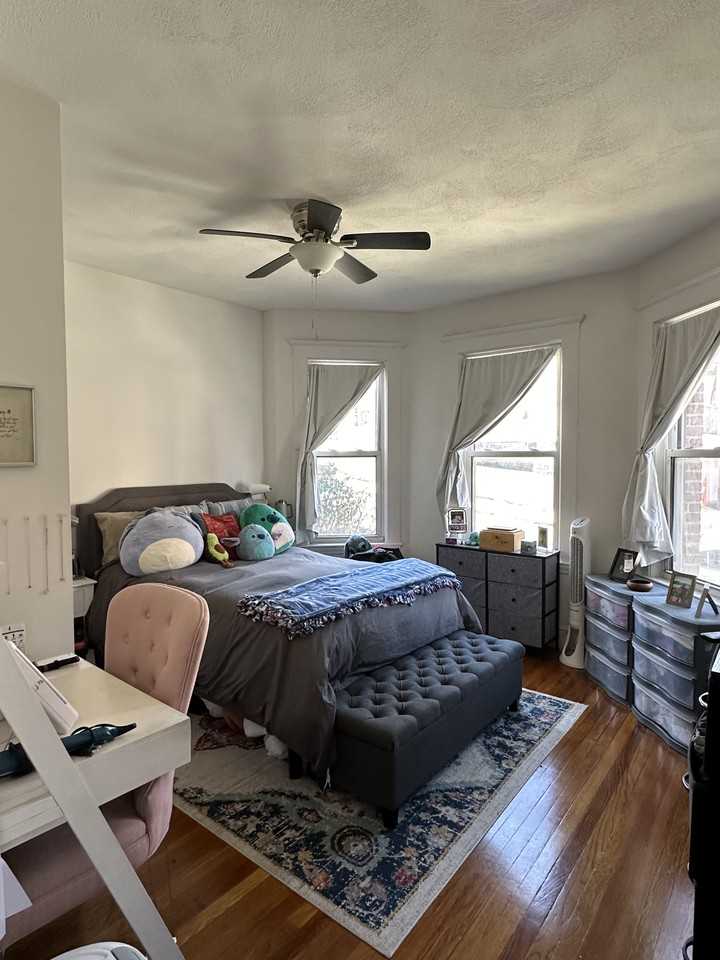 15 Scottfield Rd #10 - Photo 6 of 12