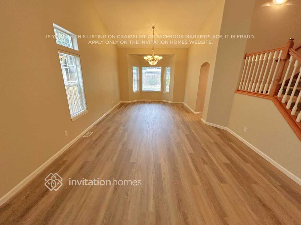 12416 Se 259th St - Photo 3 of 17